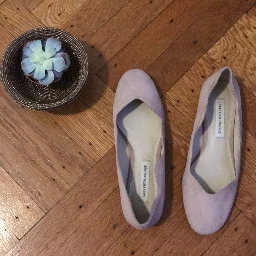 Saks Fifth Ave Pale pink suede flats